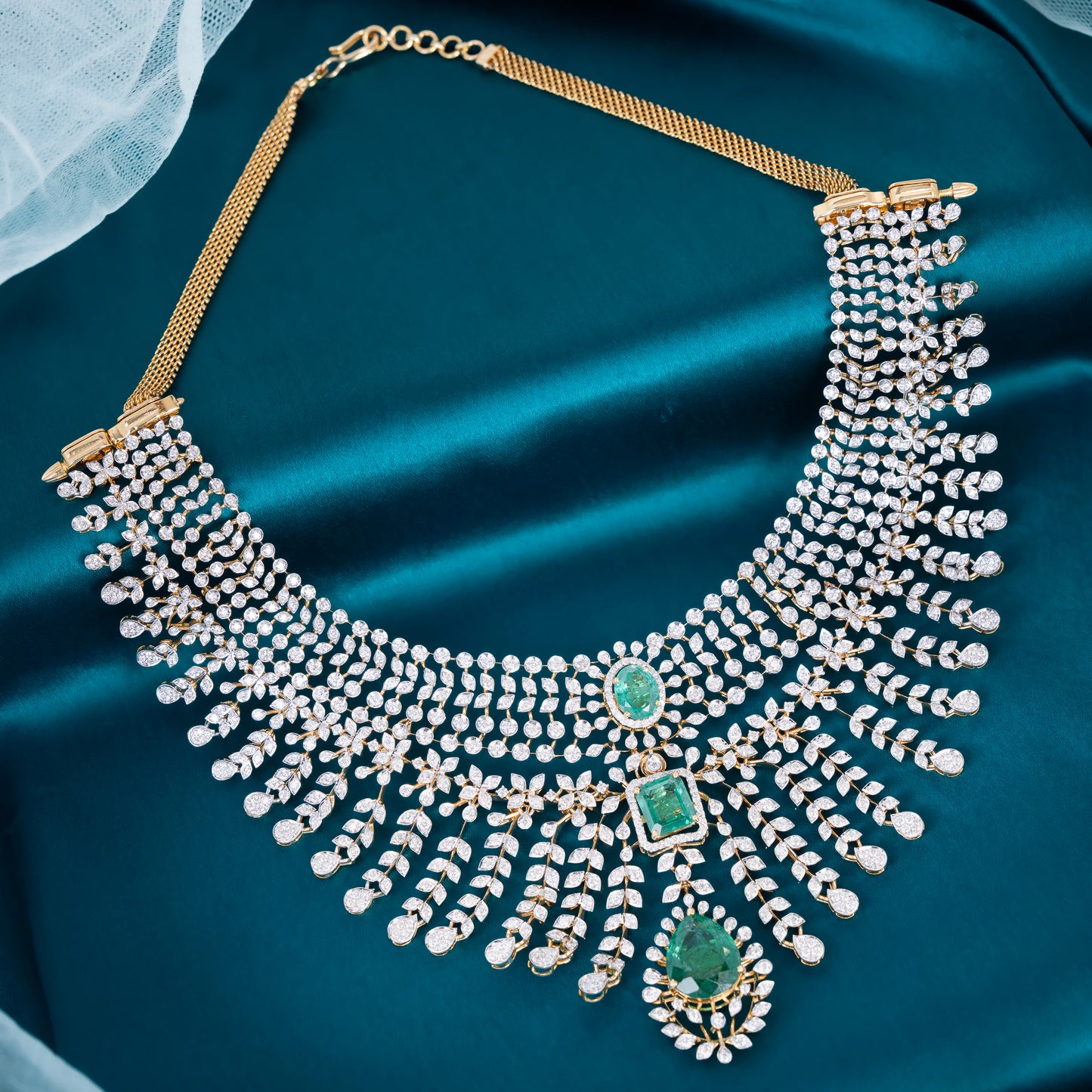18Kt Gold Bridal Diamond Fringe Necklace with Emeralds