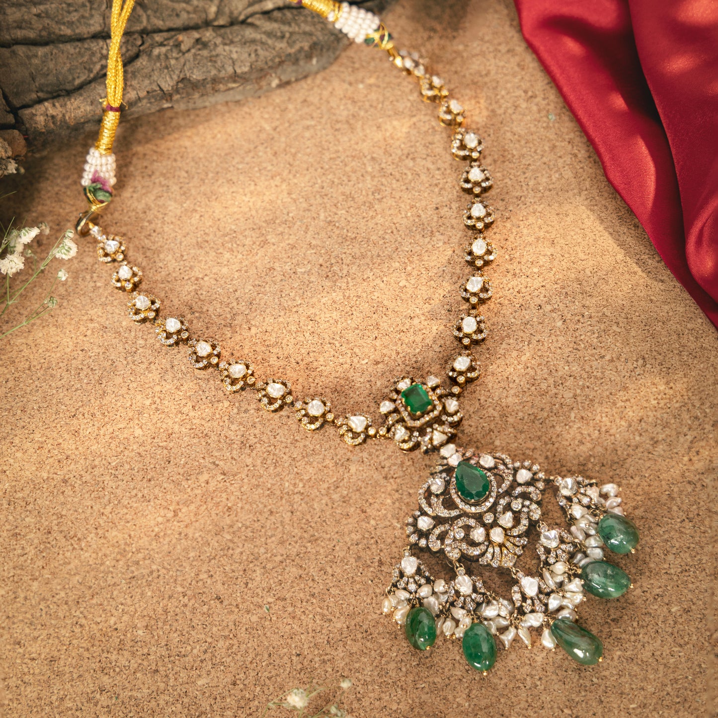 Victorian Uncut Diamond 18KT Emerald Haram Necklace for Women